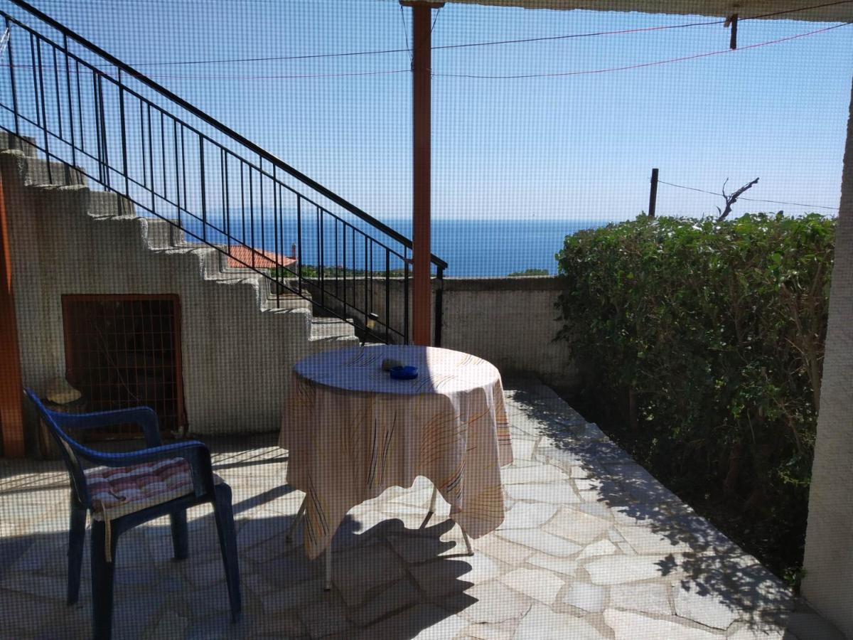 Ellina'S Home - Euboea Island Greece Oxílithos Exterior photo